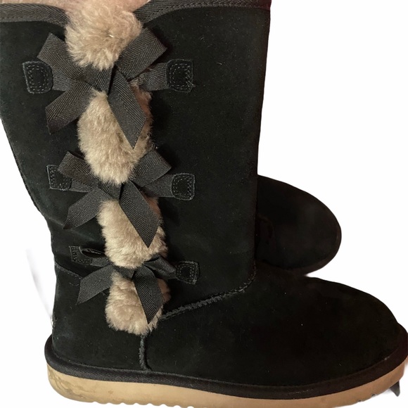 Koolaburra Shoes - Koolaburra by UGG Boots size 9